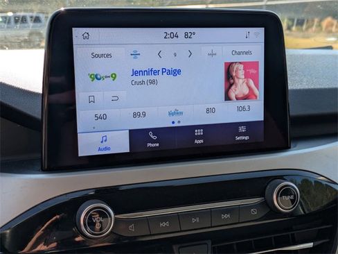 Used 2022 Ford Escape SE image 19