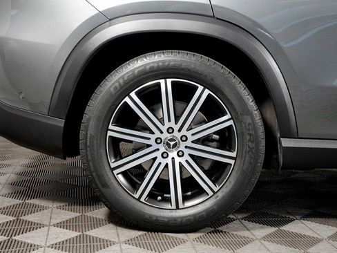 Certified 2025 Mercedes-Benz GLE 450 GLE 450 image 36