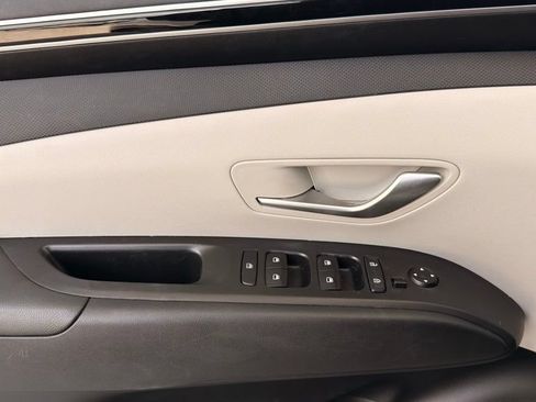 Used 2022 Hyundai Tucson SE FWD image 30
