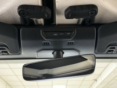 Used 2022 Jeep Wrangler Unlimited Sahara image 20