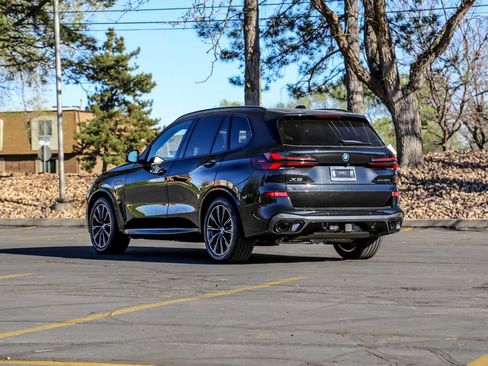 New 2026 BMW X5 xDrive50e w/ Executive Package AWD/4WD image 3