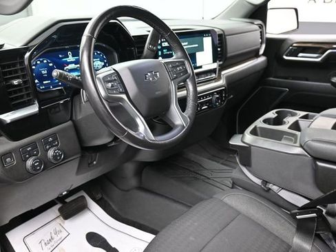 Used 2022 Chevrolet Silverado 1500 RST w/ Protection Package AWD/4WD image 14