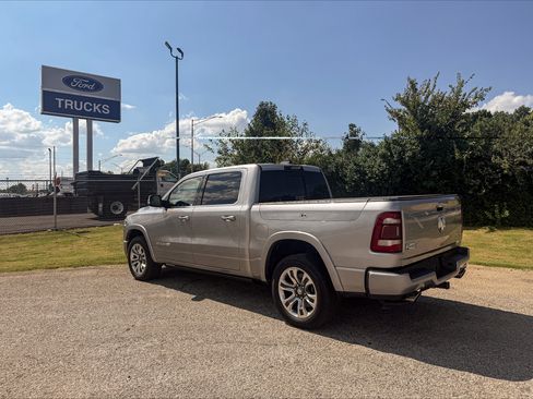 Used 2022 RAM 1500 Limited AWD/4WD image 5