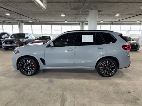 Used 2025 BMW X5 sDrive40i w/ M Sport Package RWD image 5