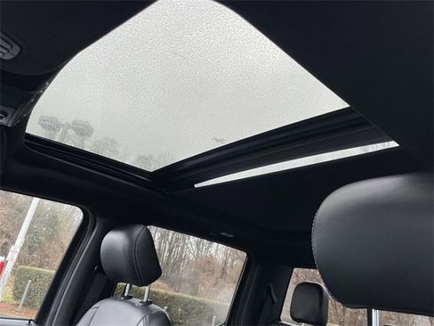 Certified 2019 Ford F150 Lariat image 8