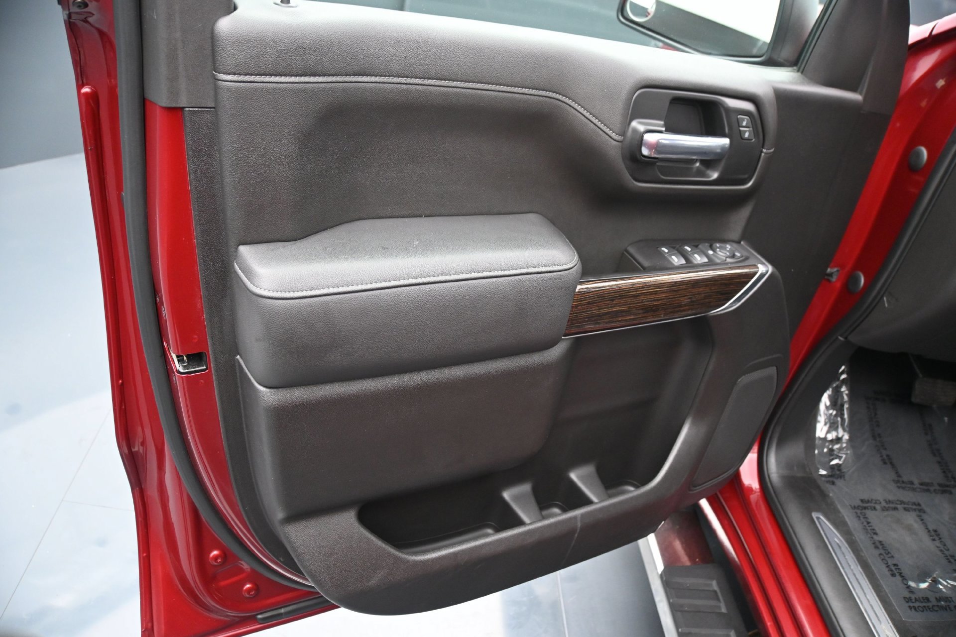 Used 2020 GMC Sierra 1500 SLE w/ SLE Value Package AWD/4WD image 17