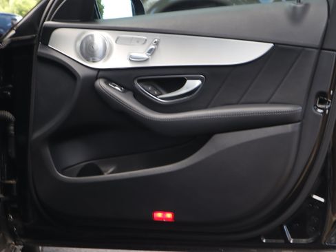 Used 2018 Mercedes-Benz C 300 Sedan image 28