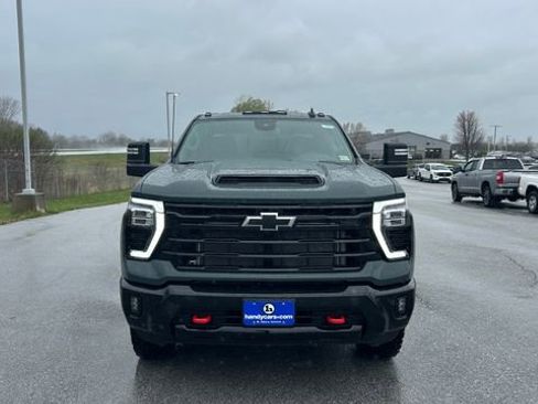 New 2026 Chevrolet Silverado 2500 LT w/ Trail Boss Package AWD/4WD image 9