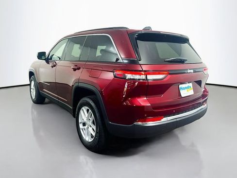 Used 2025 Jeep Grand Cherokee Laredo X w/ Luxury Tech Group I RWD image 7