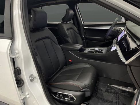 Used 2024 Jeep Wagoneer Launch Edition image 34