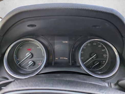 Used 2019 Toyota Camry SE image 12