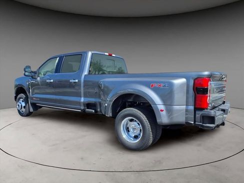 New 2026 Ford F350 Platinum w/ Platinum Plus Package image 3