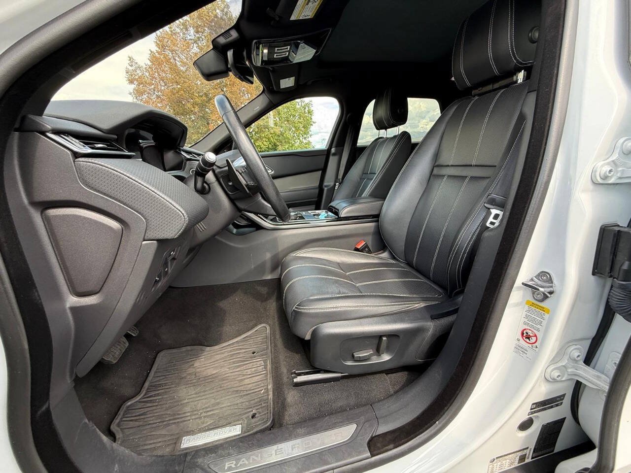 Used 2018 Land Rover Range Rover Velar S AWD/4WD image 10