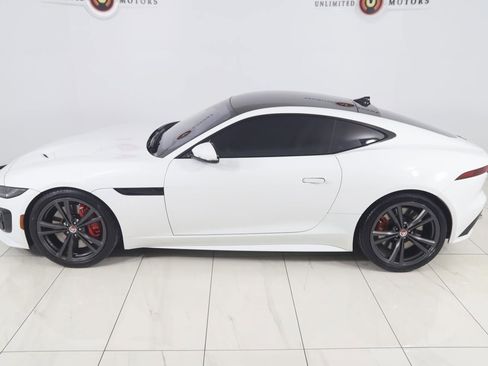Used 2021 Jaguar F-TYPE R image 31