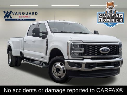 Used 2024 Ford F350 Lariat w/ FX4 Off-Road Package image 2
