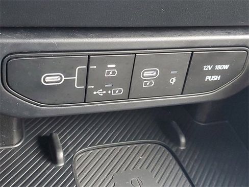 Certified 2025 Kia K4 GT-Line Turbo image 30