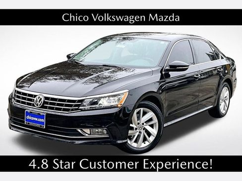 Used 2018 Volkswagen Passat 2.0T SE image 1