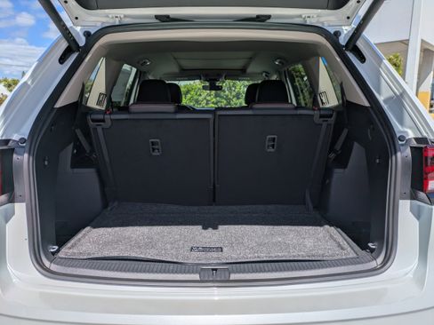 New 2026 Volkswagen Atlas Peak Edition AWD/4WD image 13