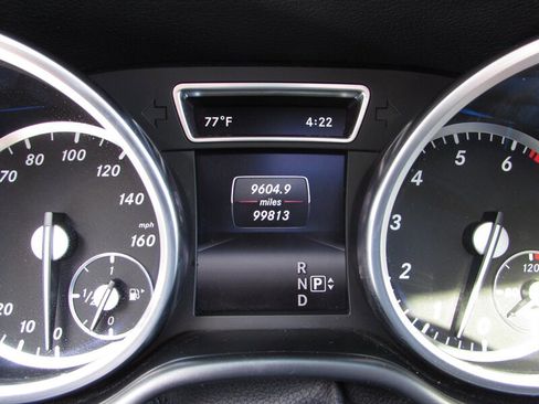 Used 2014 Mercedes-Benz GL 450 4MATIC image 24