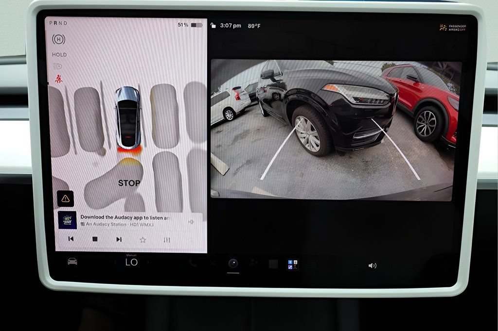 Used 2023 Tesla Model Y Long Range AWD/4WD image 23