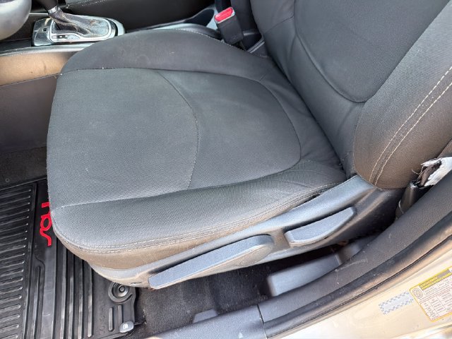 Used 2012 Kia Soul + w/ Audio Pkg FWD image 20