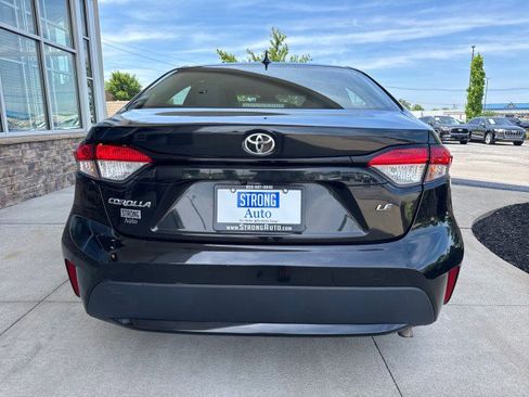 Used 2022 Toyota Corolla LE FWD image 4