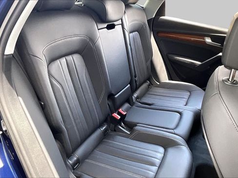 Used 2022 Audi Q5 2.0T Premium Plus w/ Premium Plus Package AWD/4WD image 20