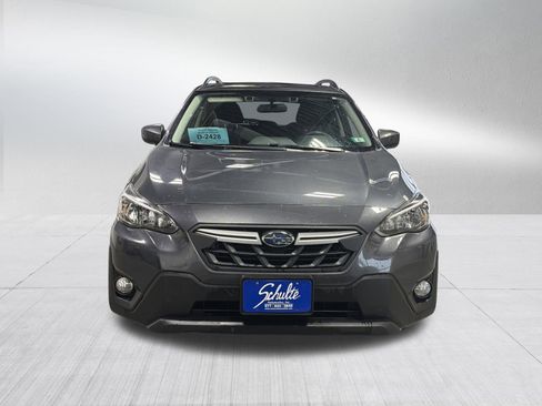 Certified 2022 Subaru Crosstrek 2.0i Premium w/ Moonroof Package image 2
