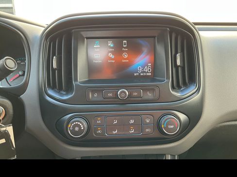 Used 2018 Chevrolet Colorado W/T w/ WT Convenience Package RWD image 5