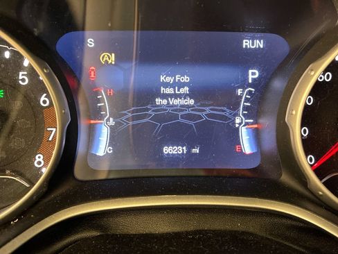 Used 2019 Jeep Compass Limited AWD/4WD image 18