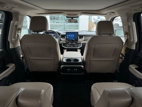 Used 2024 Ford Expedition Max Limited image 26