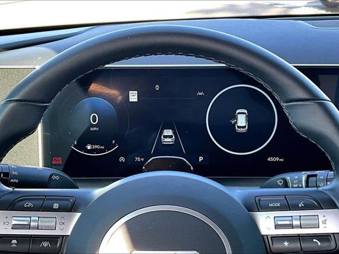 Certified 2025 Hyundai Tucson SEL image 13