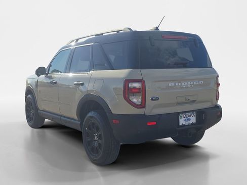 Used 2025 Ford Bronco Sport Badlands image 3