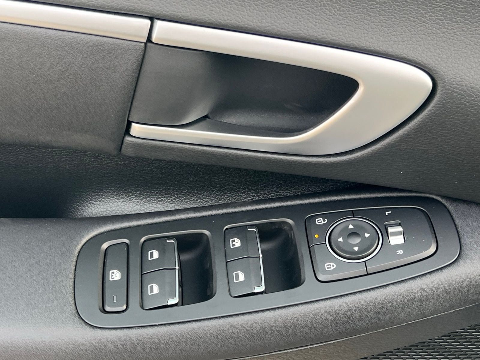 New 2026 Hyundai Sonata Blue FWD image 23