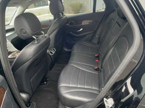 Used 2017 Mercedes-Benz GLC 300 w/ Premium 1 Package image 15