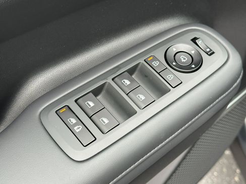 Certified 2025 Hyundai Santa Fe Limited image 31