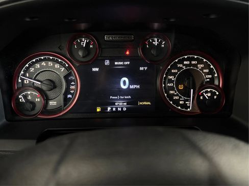 Used 2018 RAM 1500 Rebel w/ Luxury Group AWD/4WD image 23