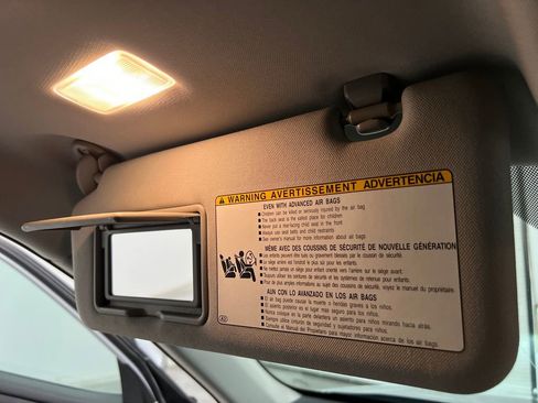 Used 2020 Toyota Highlander XLE image 67