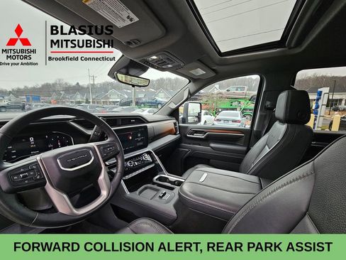 Used 2025 GMC Sierra 2500 Denali w/ Denali Reserve Package image 11