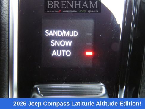 New 2026 Jeep Compass Latitude image 20