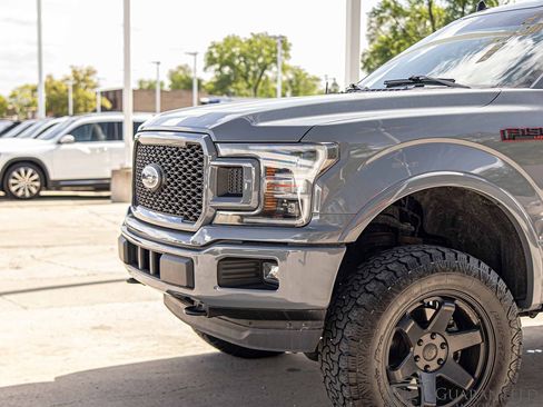 Used 2019 Ford F150 Lariat w/ Equipment Group 502A Luxury AWD/4WD image 5