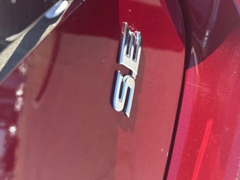 Used 2016 Toyota Camry SE image 9