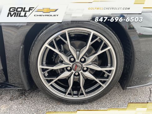 Used 2024 Chevrolet Corvette Stingray Premium Conv w/ Chrome Exterior Badge Package RWD image 31