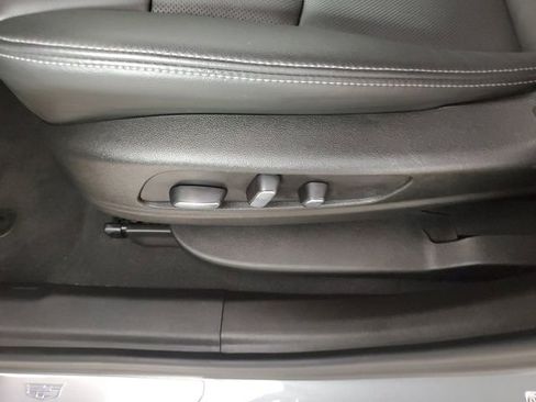 Used 2024 Cadillac XT6 Premium Luxury w/ LPO, Floor Liner Package AWD/4WD image 25