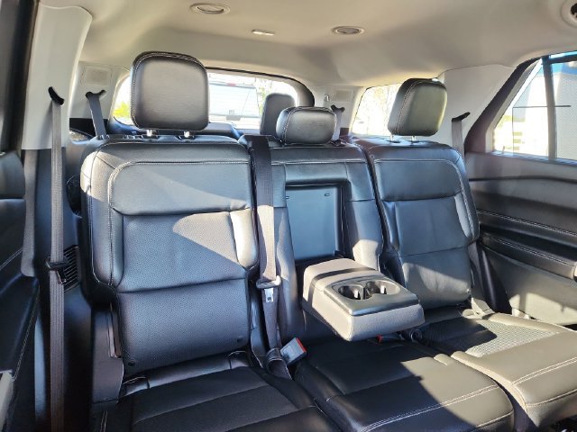 Used 2022 Ford Explorer Limited AWD/4WD image 30