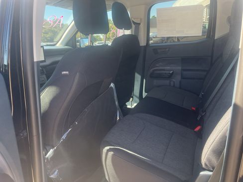 New 2025 Ford Maverick XLT w/ Black Appearance Package image 16