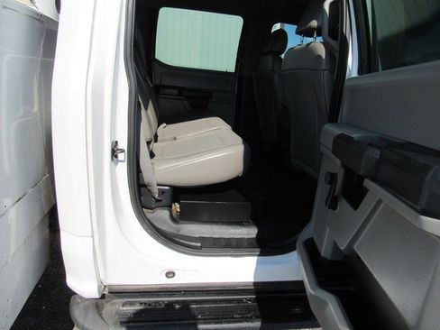Used 2017 Ford F550 2WD Crew Cab Super Duty image 17