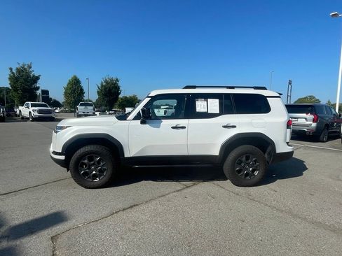 Used 2025 Lexus GX 550 AWD/4WD image 4