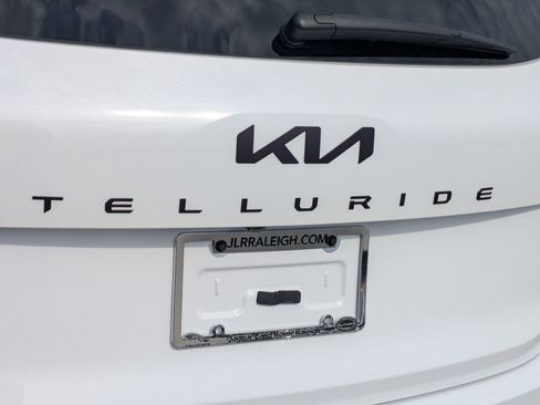 Used 2025 Kia Telluride EX X-Line image 33