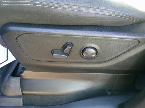 Used 2022 RAM 1500 Lone Star RWD image 12